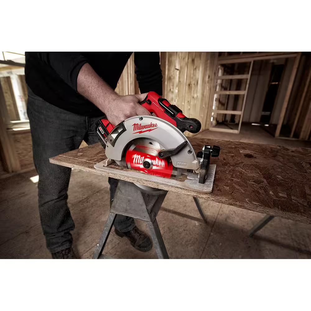 M18 18V Lithium-Ion Brushless Cordless 7-1/4 In. Circular Saw with 5.0Ah Battery
