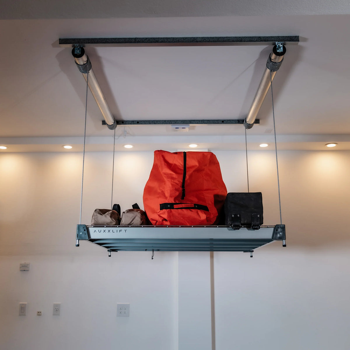 Auxx-Lift Storage Lift