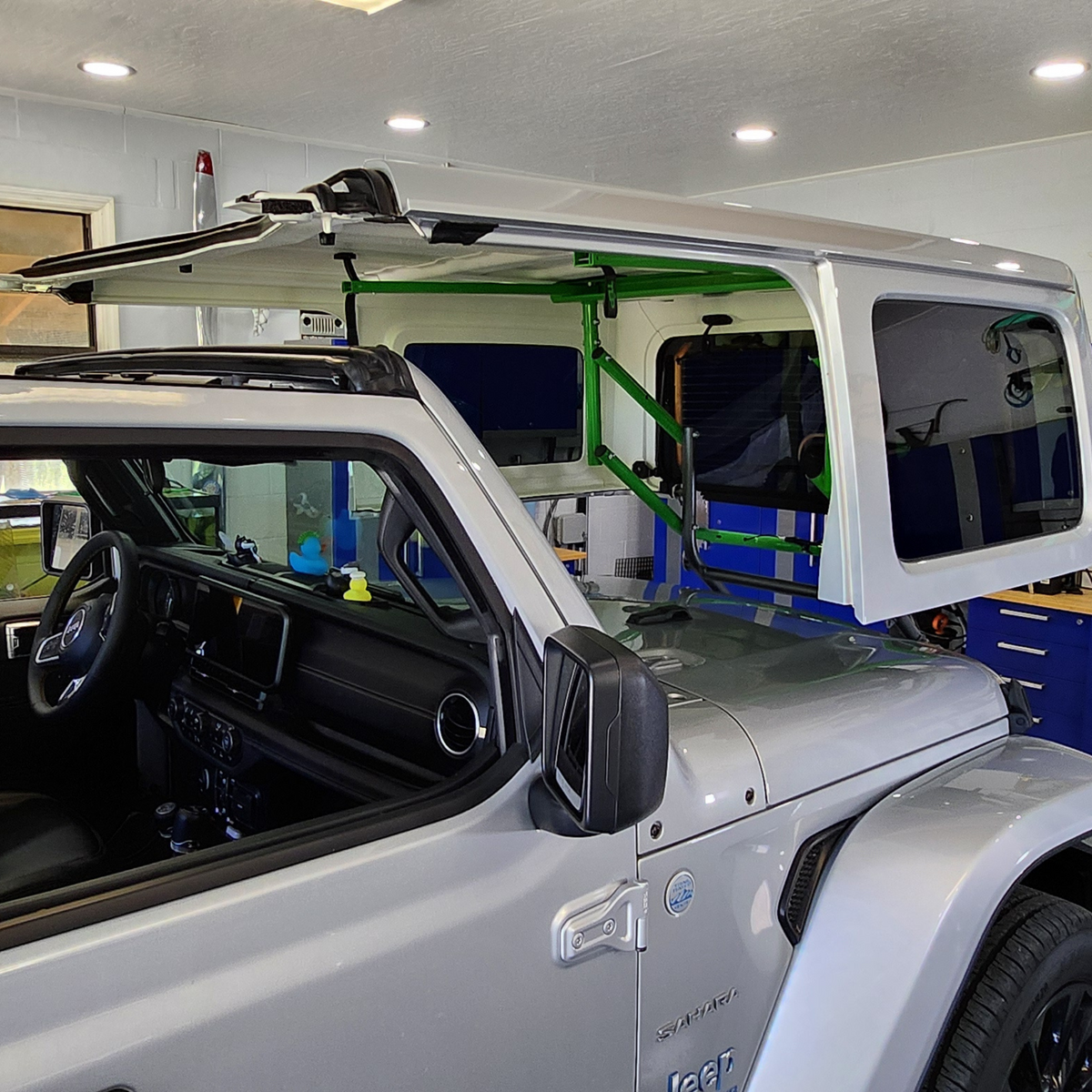 TopLift Pro V2 - Hardtop Removal & Storage Tool for Jeep Wrangler and Ford Bronco
