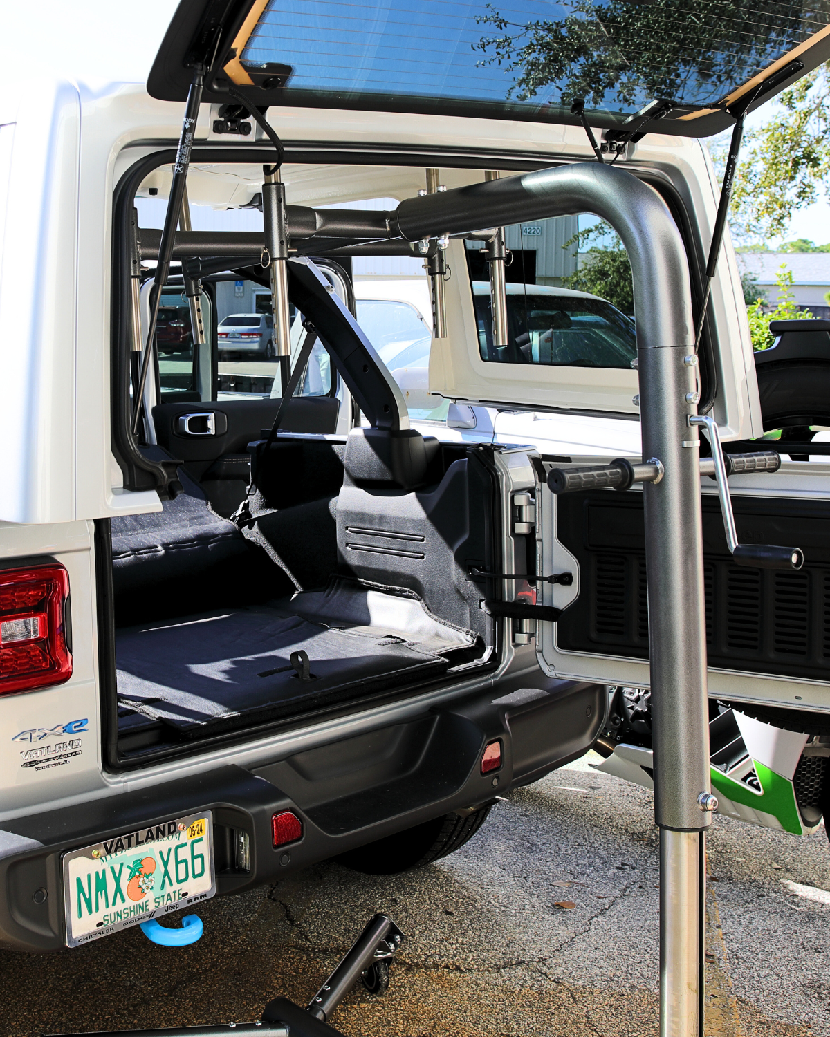 LIFTnGO - Hardtop Removal & Storage Tool for Jeep Wrangler & Ford Bronco